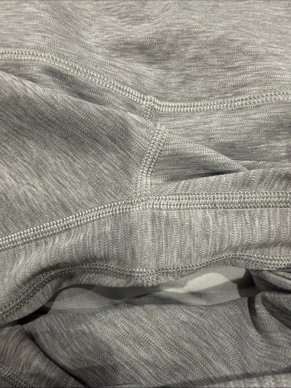lululemon athletica women’s Align Gray Athletic Leggings 25”- Heathered Gray